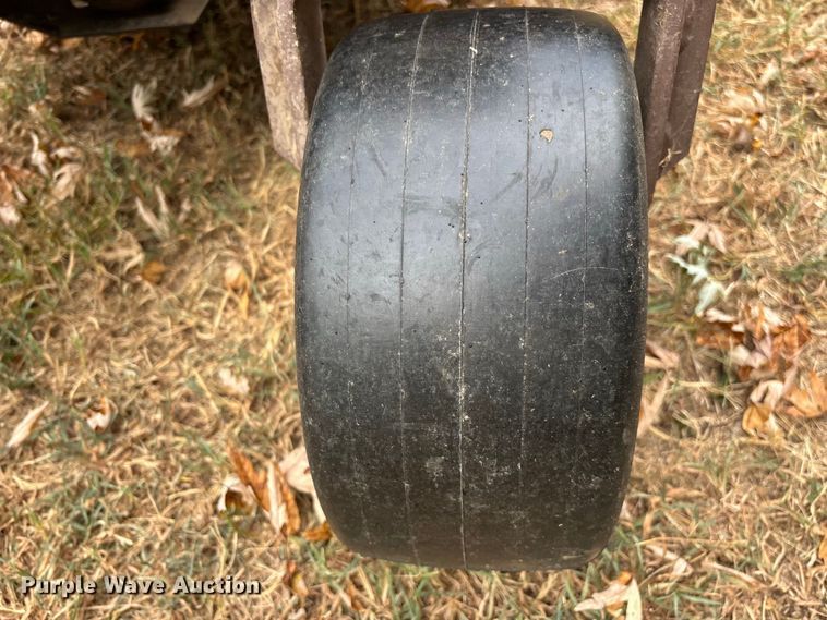 image for item FG0664 2000 Grasshopper 618 ZTR lawn mower