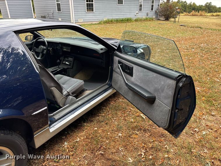 image for item FG0666 1985 Chevrolet Camaro Sport 