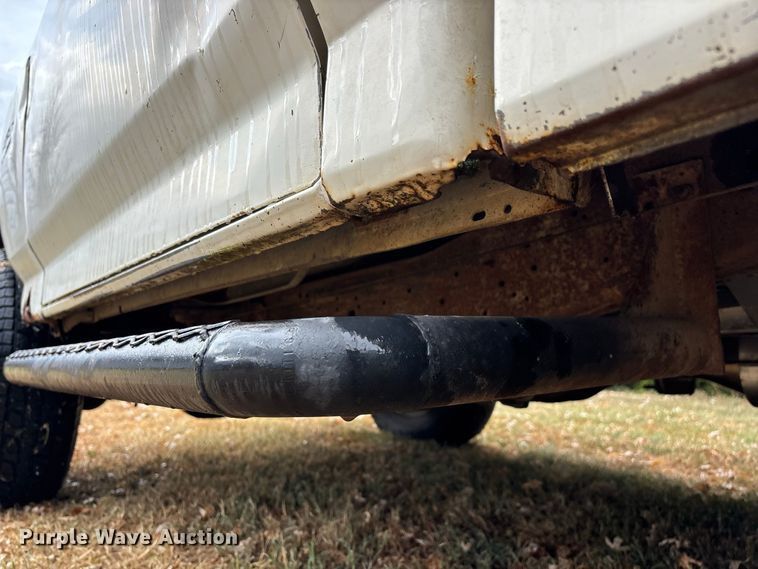 image for item FG0667 1991 Ford F250 Custom pickup truck