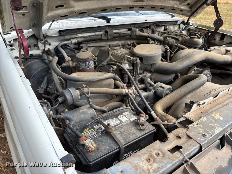 image for item FG0667 1991 Ford F250 Custom pickup truck