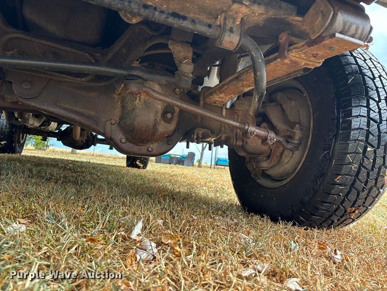image for item FG0667 1991 Ford F250 Custom pickup truck