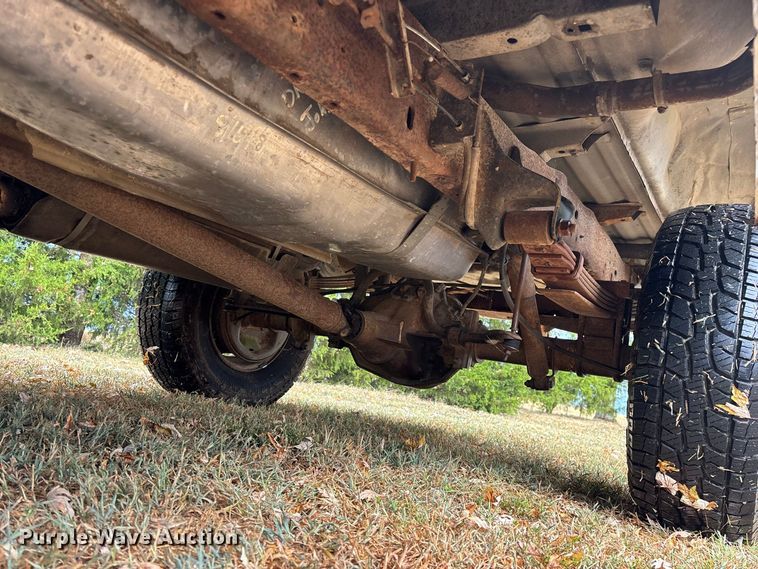 image for item FG0667 1991 Ford F250 Custom pickup truck