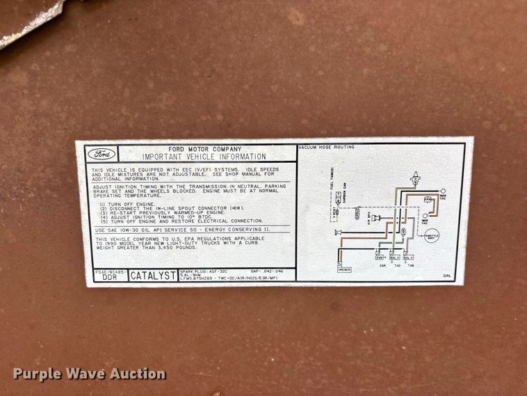 image for item FG0668 1990 Ford F250 pickup truck