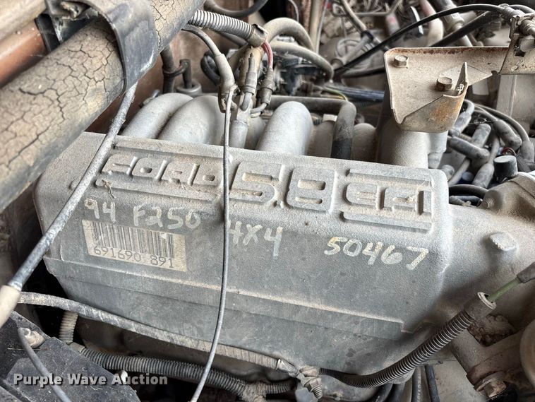 image for item FG0668 1990 Ford F250 pickup truck