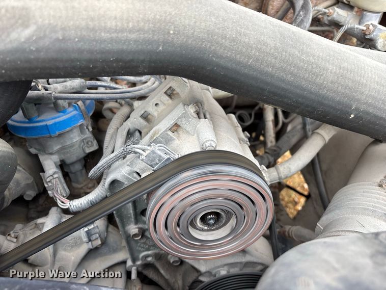 image for item FG0668 1990 Ford F250 pickup truck