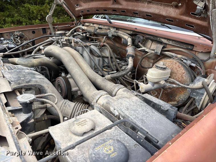 image for item FG0668 1990 Ford F250 pickup truck