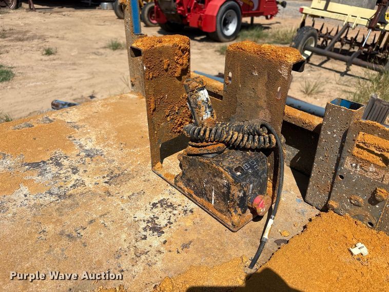 image for item FI0386 Genie scissor lift