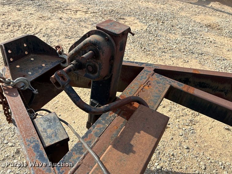 image for item FI0388 1998 Belsche T-18 equipment trailer
