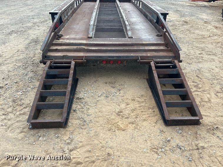 image for item FI0388 1998 Belsche T-18 equipment trailer