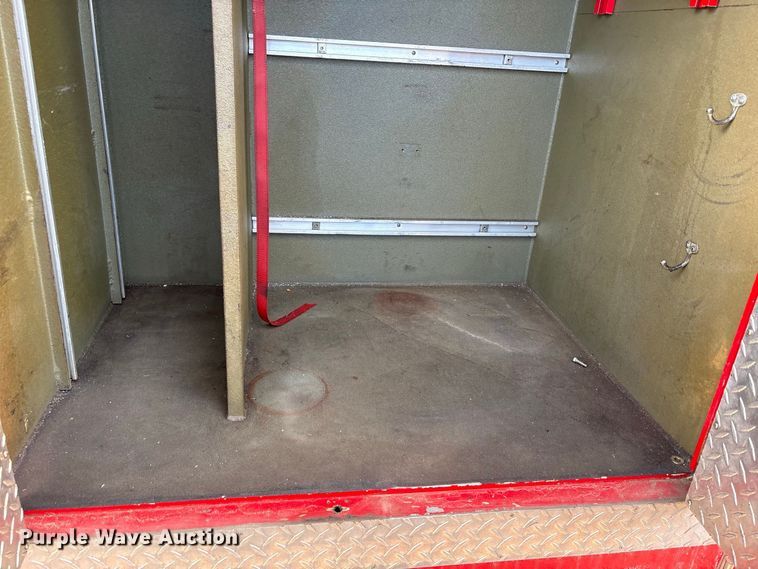 image for item FI0396 Utility bed