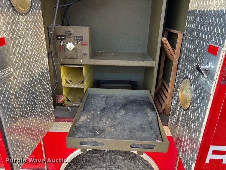 image for item FI0396 Utility bed