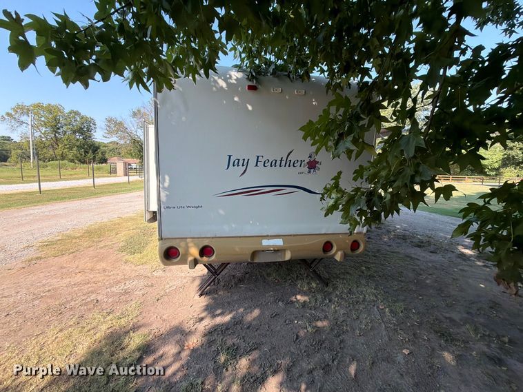 image for item FI0401 2008 Jayco Jay Feather LGT camper