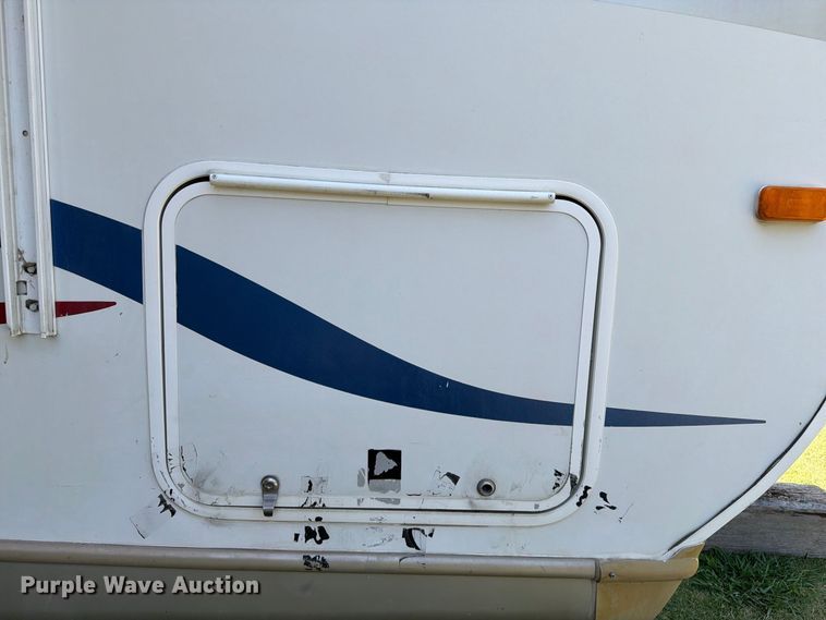 image for item FI0401 2008 Jayco Jay Feather LGT camper