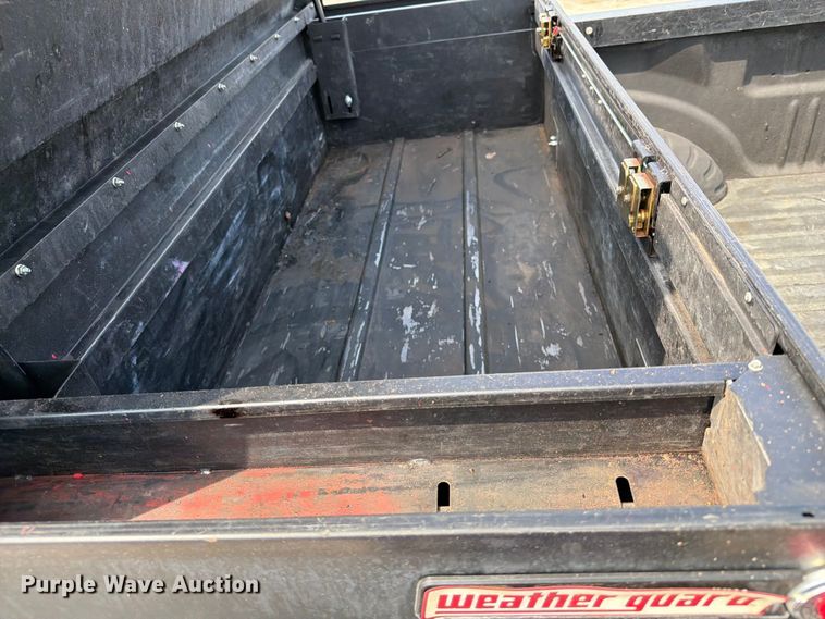 image for item FI0405 2019 Ford F250 Super Duty Crew Cab pickup truck