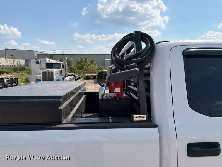image for item FI0405 2019 Ford F250 Super Duty Crew Cab pickup truck