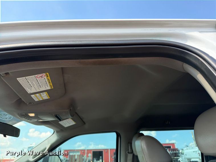 image for item FI0405 2019 Ford F250 Super Duty Crew Cab pickup truck