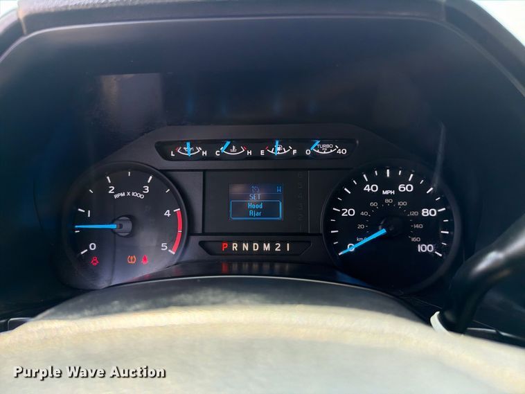 image for item FI0405 2019 Ford F250 Super Duty Crew Cab pickup truck