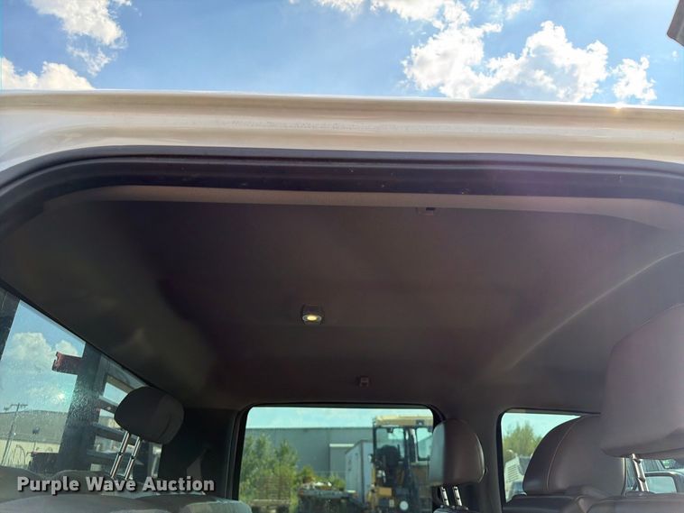 image for item FI0405 2019 Ford F250 Super Duty Crew Cab pickup truck