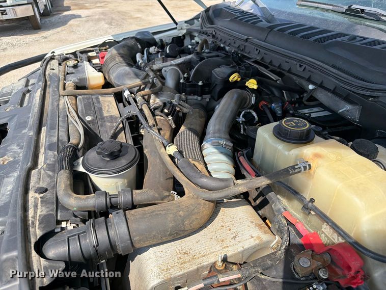 image for item FI0405 2019 Ford F250 Super Duty Crew Cab pickup truck