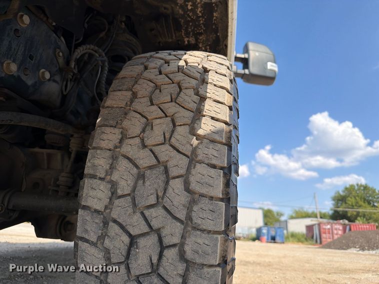 image for item FI0405 2019 Ford F250 Super Duty Crew Cab pickup truck