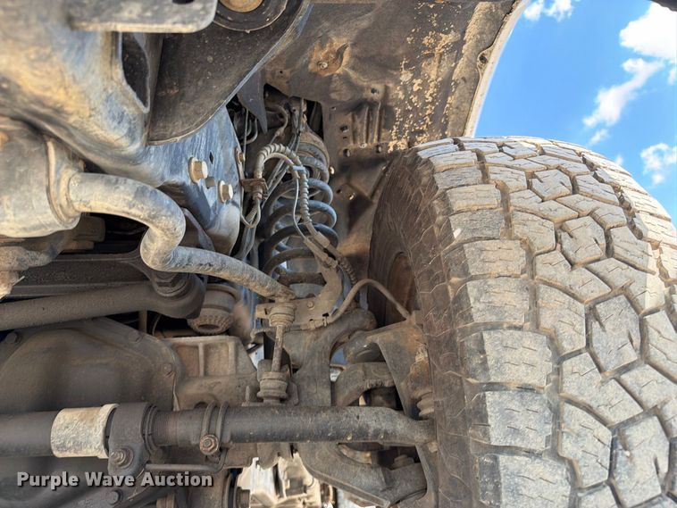 image for item FI0405 2019 Ford F250 Super Duty Crew Cab pickup truck