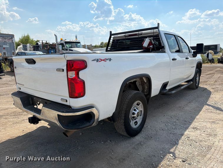 image for item FI0406 2024 Chevrolet Silverado 2500HD Crew Cab pickup truck