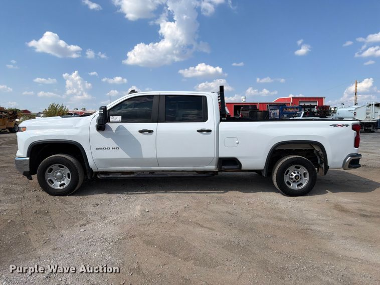 image for item FI0406 2024 Chevrolet Silverado 2500HD Crew Cab pickup truck