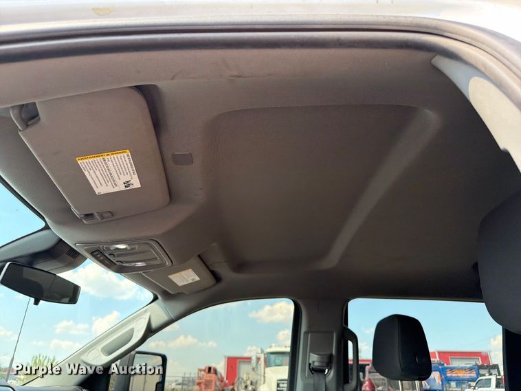 image for item FI0406 2024 Chevrolet Silverado 2500HD Crew Cab pickup truck