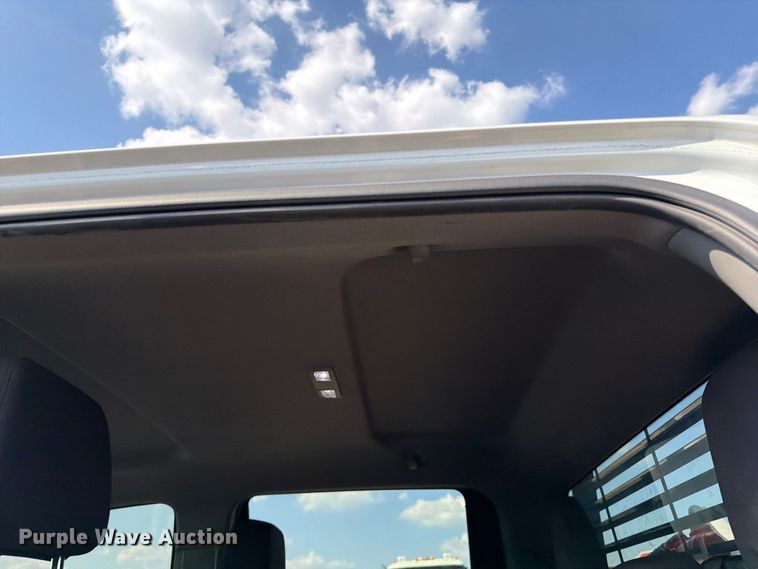 image for item FI0406 2024 Chevrolet Silverado 2500HD Crew Cab pickup truck