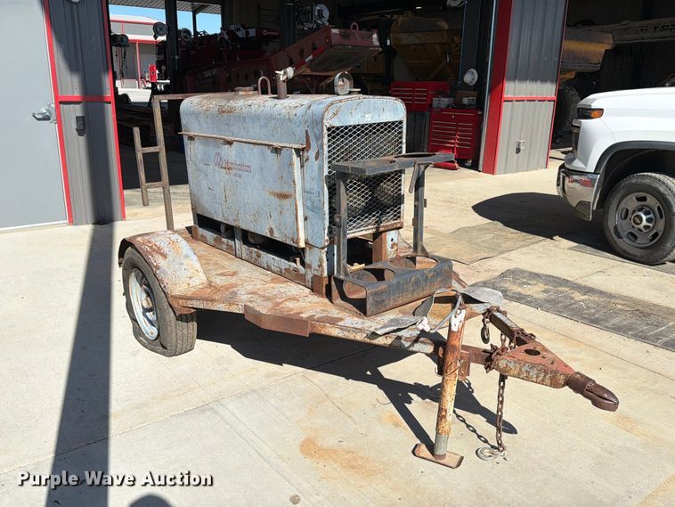 image for item FI0413 Lincoln SA-200 welder