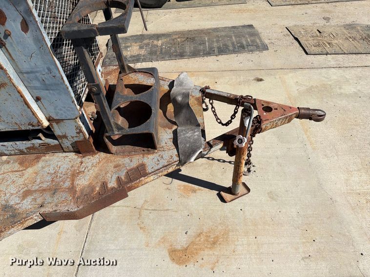 image for item FI0413 Lincoln SA-200 welder