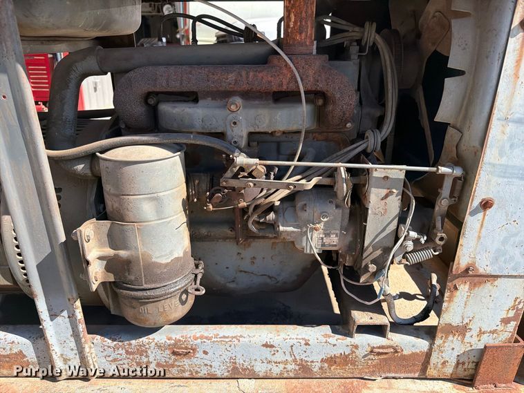image for item FI0413 Lincoln SA-200 welder
