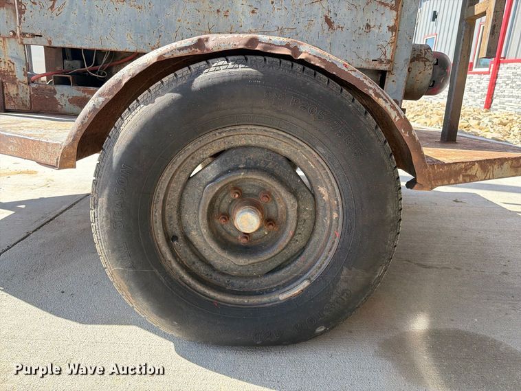 image for item FI0413 Lincoln SA-200 welder