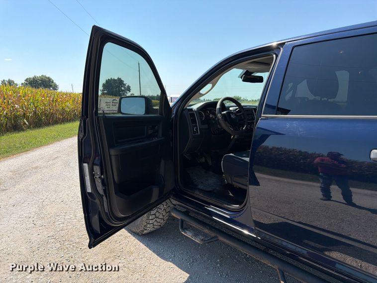 image for item FK3392 2017 RAM 2500 Crew Cab pickup truck