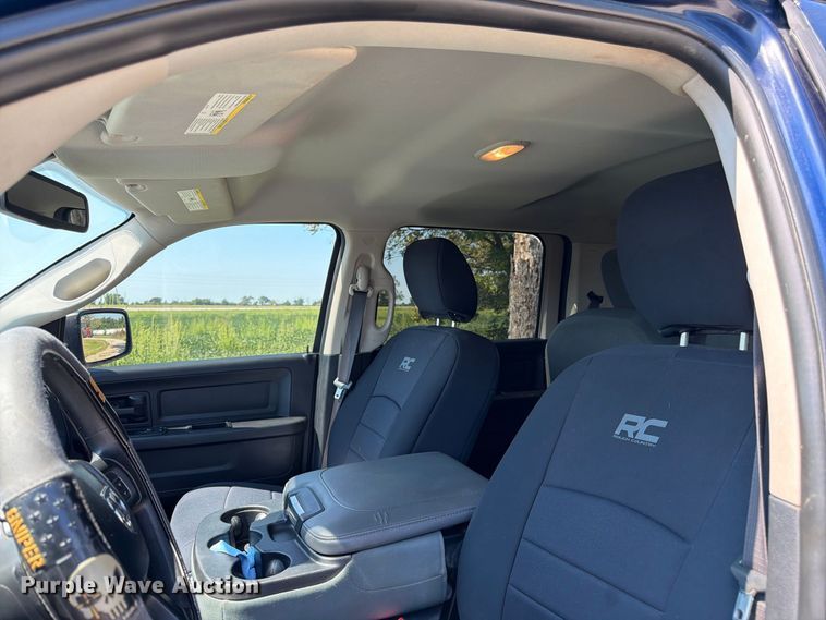 image for item FK3392 2017 RAM 2500 Crew Cab pickup truck
