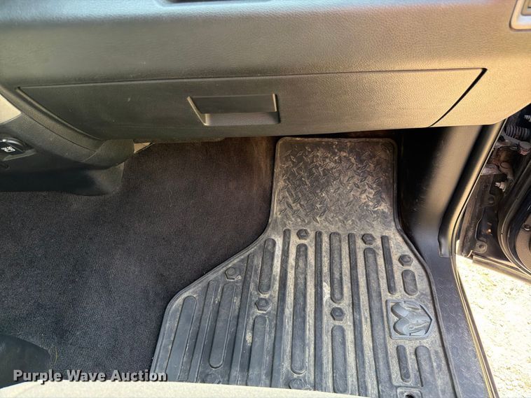 image for item FK3392 2017 RAM 2500 Crew Cab pickup truck