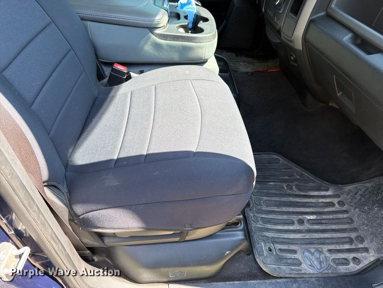 image for item FK3392 2017 RAM 2500 Crew Cab pickup truck