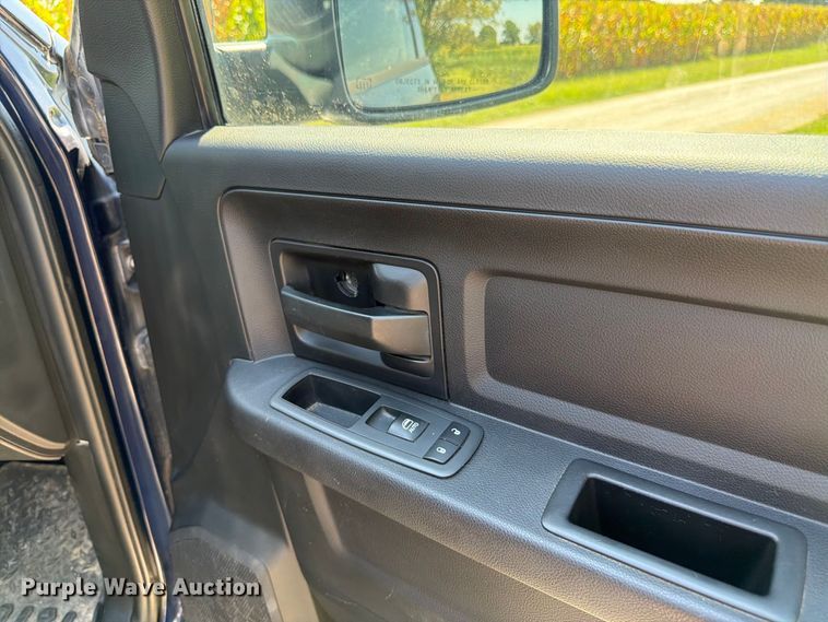 image for item FK3392 2017 RAM 2500 Crew Cab pickup truck