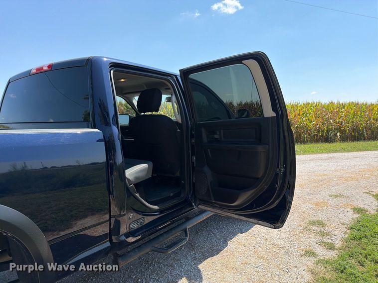 image for item FK3392 2017 RAM 2500 Crew Cab pickup truck