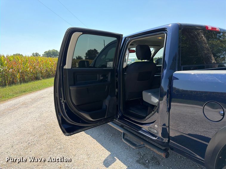 image for item FK3392 2017 RAM 2500 Crew Cab pickup truck