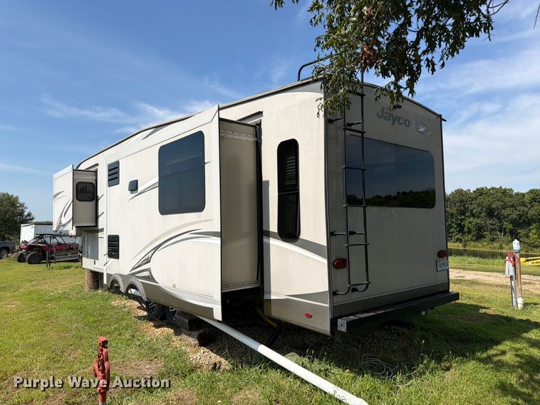 image for item FK3397 2017 Jayco Eagle camper