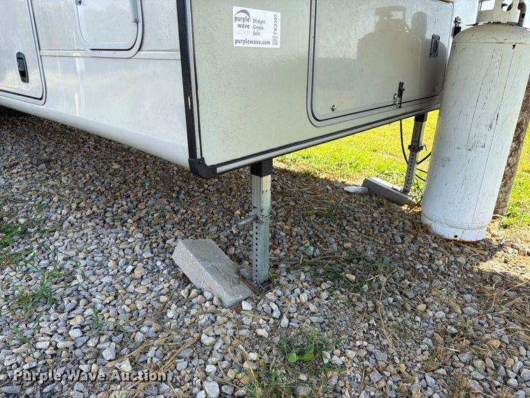 image for item FK3397 2017 Jayco Eagle camper