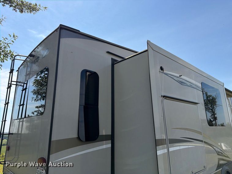 image for item FK3397 2017 Jayco Eagle camper