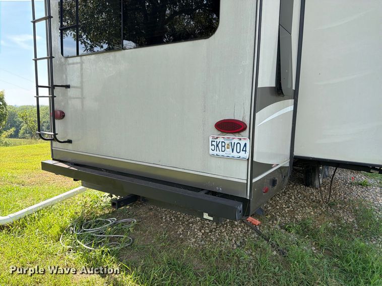 image for item FK3397 2017 Jayco Eagle camper