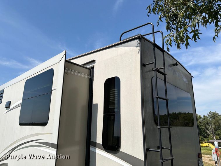image for item FK3397 2017 Jayco Eagle camper