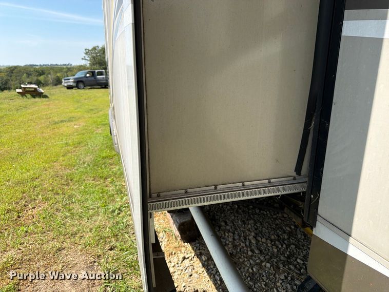 image for item FK3397 2017 Jayco Eagle camper