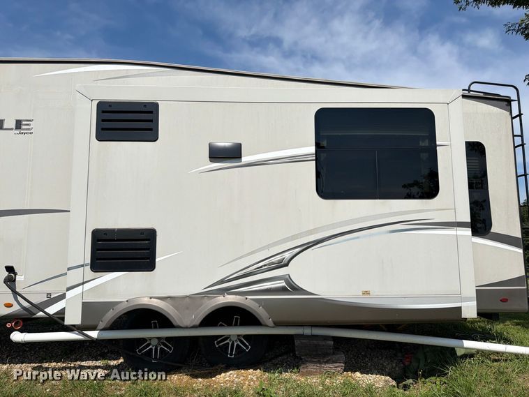 image for item FK3397 2017 Jayco Eagle camper