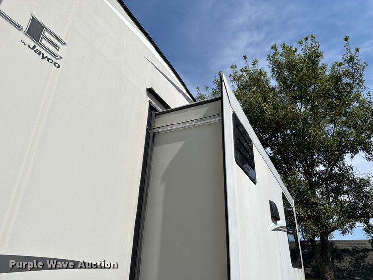 image for item FK3397 2017 Jayco Eagle camper