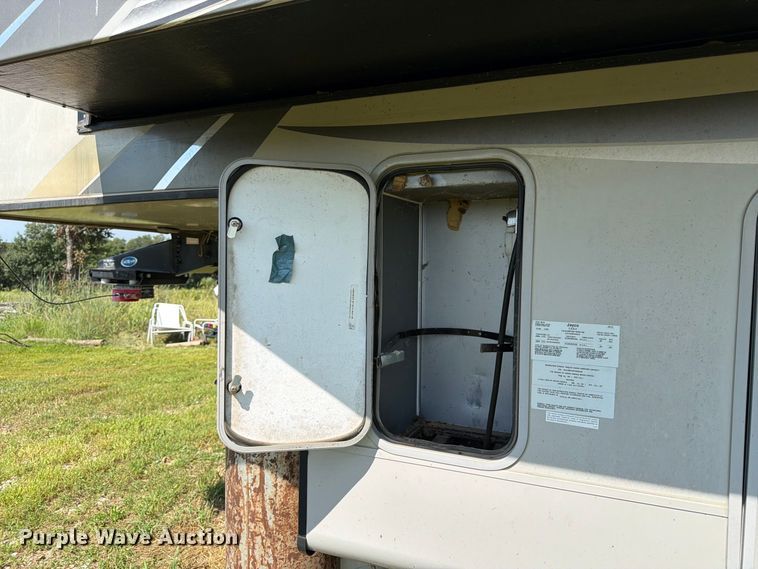 image for item FK3397 2017 Jayco Eagle camper