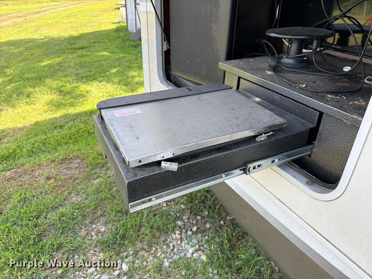 image for item FK3397 2017 Jayco Eagle camper